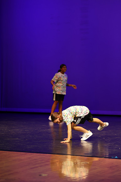 070A2192